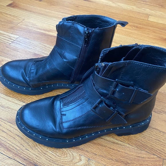 Black combat boots with buckle detail. Only worn a handful of times. - Picture 2 of 7
